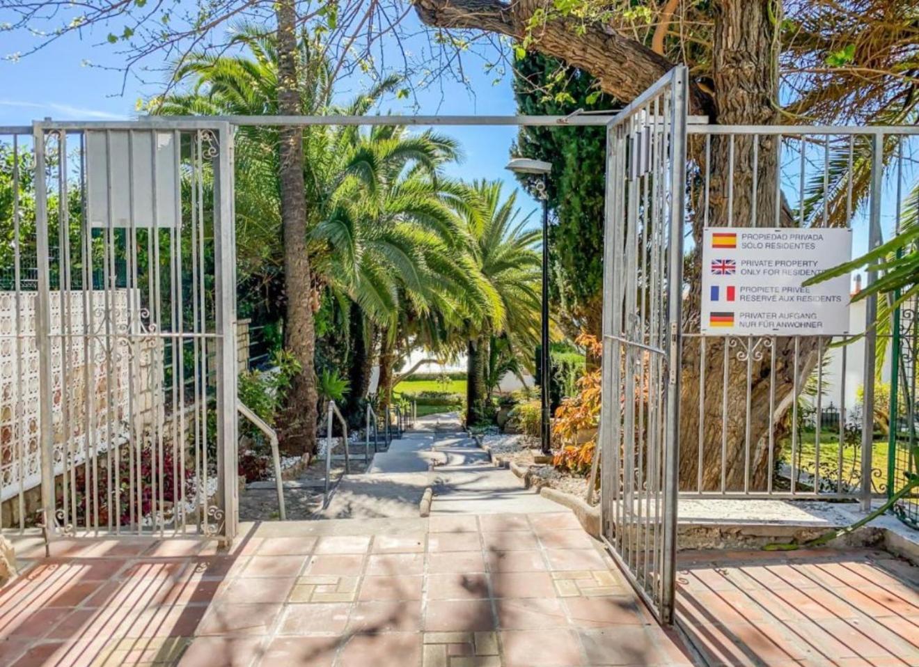 La Roca Chica Apartment Torremolinos Exterior photo